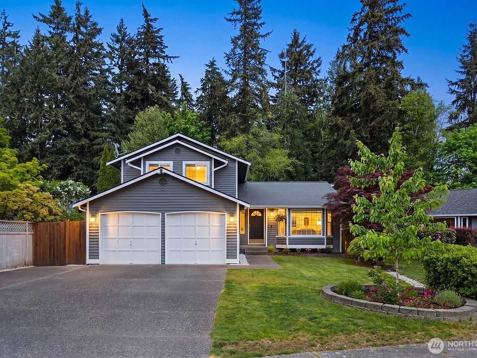1st image of 16905 17th Drive SE