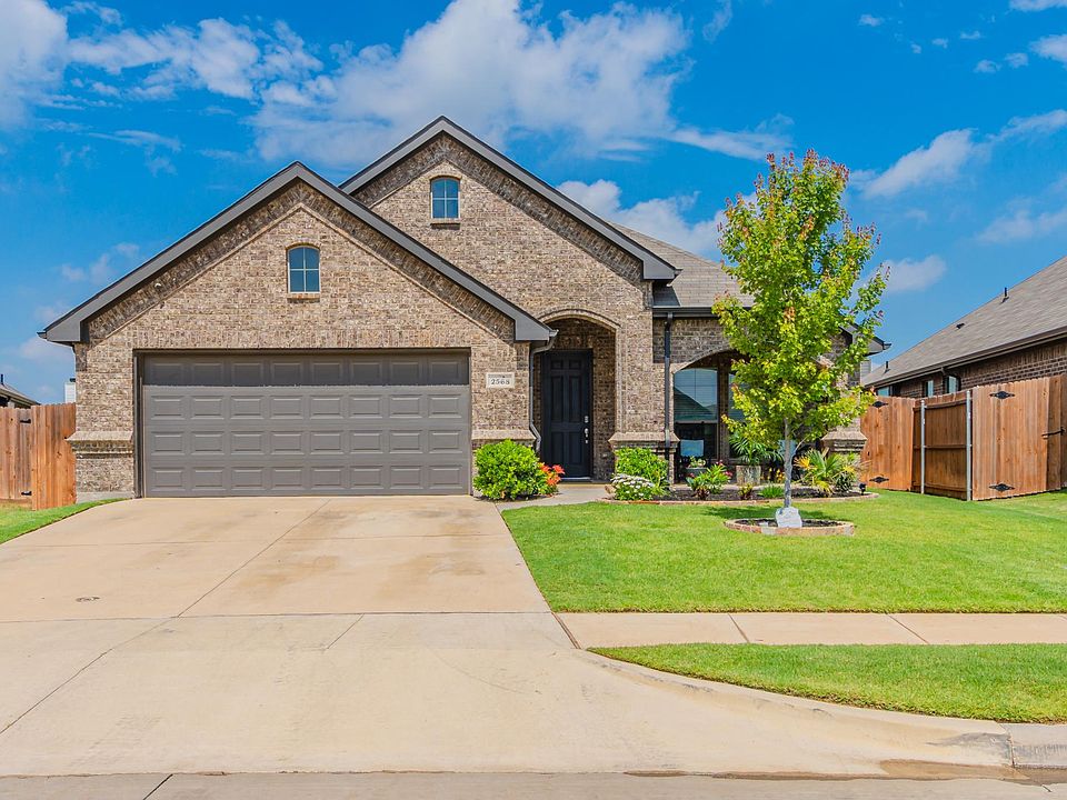 1st image of 2568 Old Buck Dr