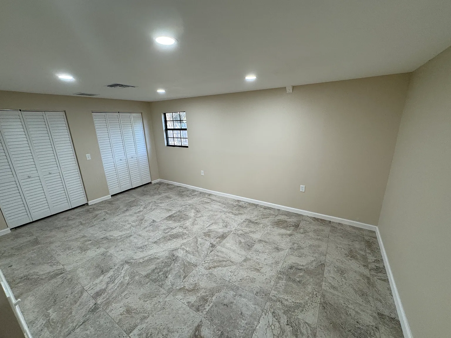 4 bed, 1450 sqft, $2,800 — Photo 3
