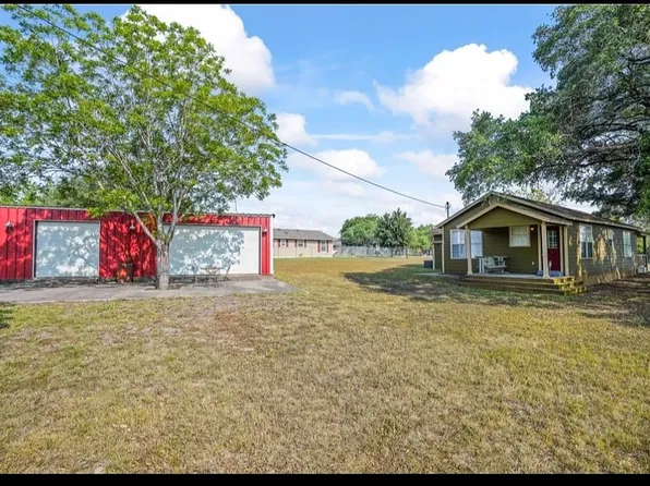 9027 County Road 748, Mathis, TX 78368