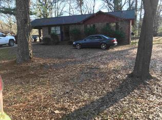 904 Paige Ct, Social Circle, GA 30025