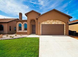 117 N Stoneside Dr, El Paso, TX 79928