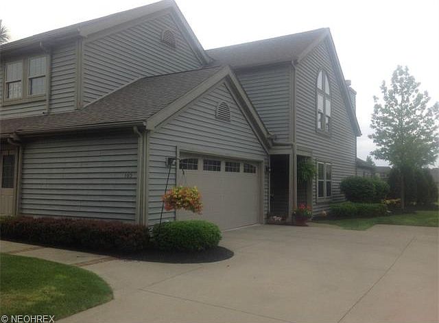 1st image of 183-2 Lake Shore Dr Unit 2