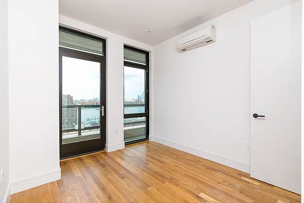 Rented by Nooklyn NYC LLC | media 38