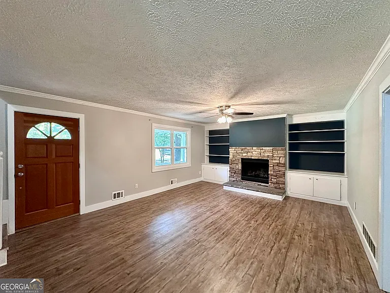197 Rock Garden Ter NW — Photo 7