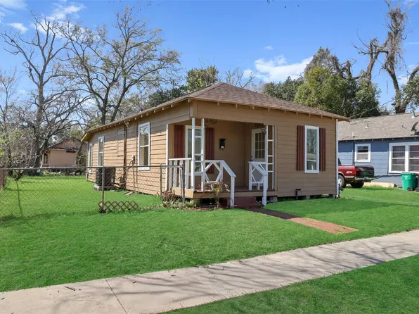 119 E Fayle St, Baytown, TX 77520