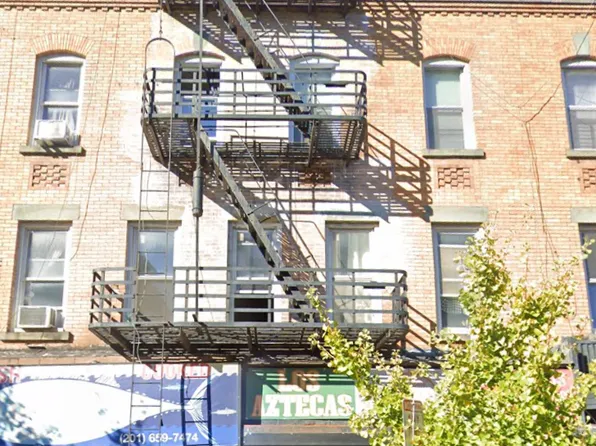 401 Central Ave, Jersey City, NJ