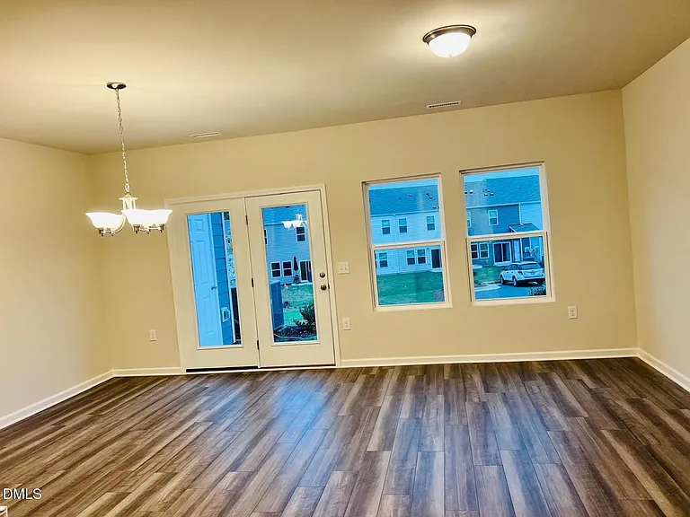 929 Field Ivy Dr — Photo 9