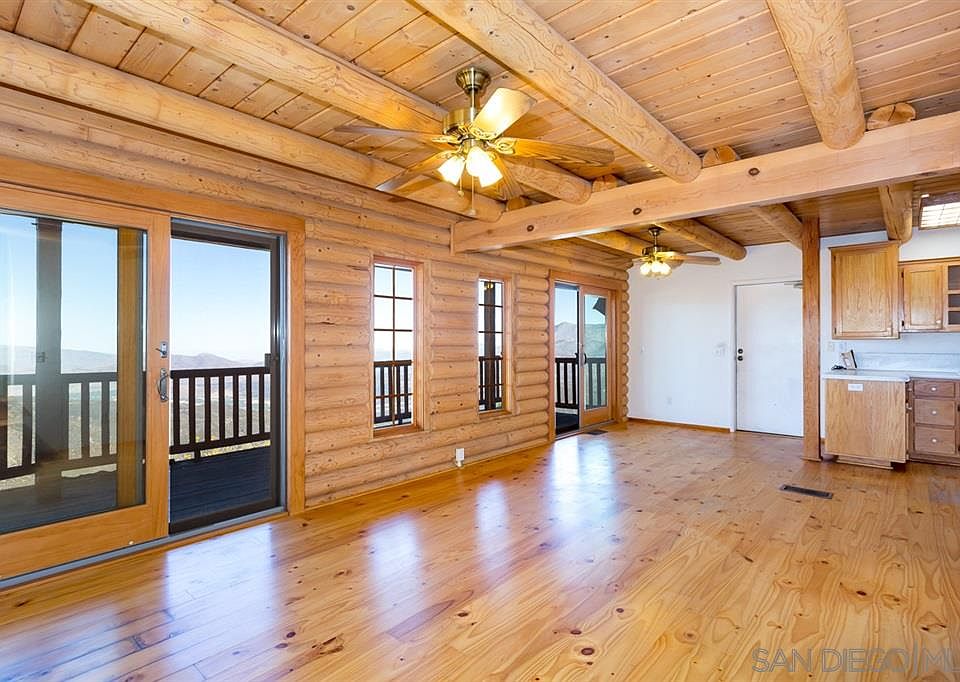 1st image of 3265 Panorama Dr