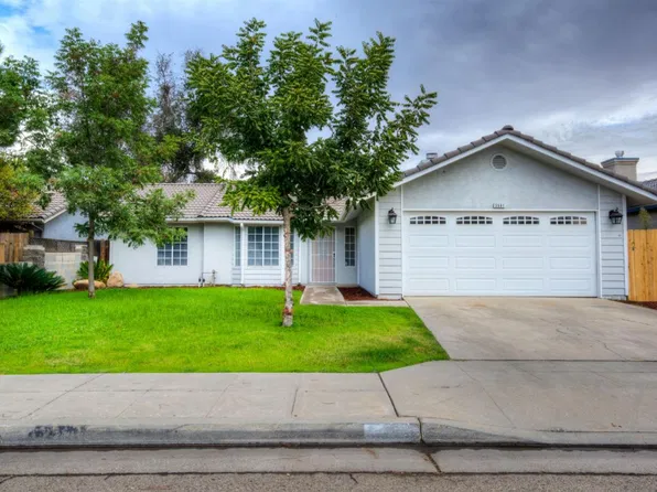 3981 E Robinson Ave, Fresno, CA 93726