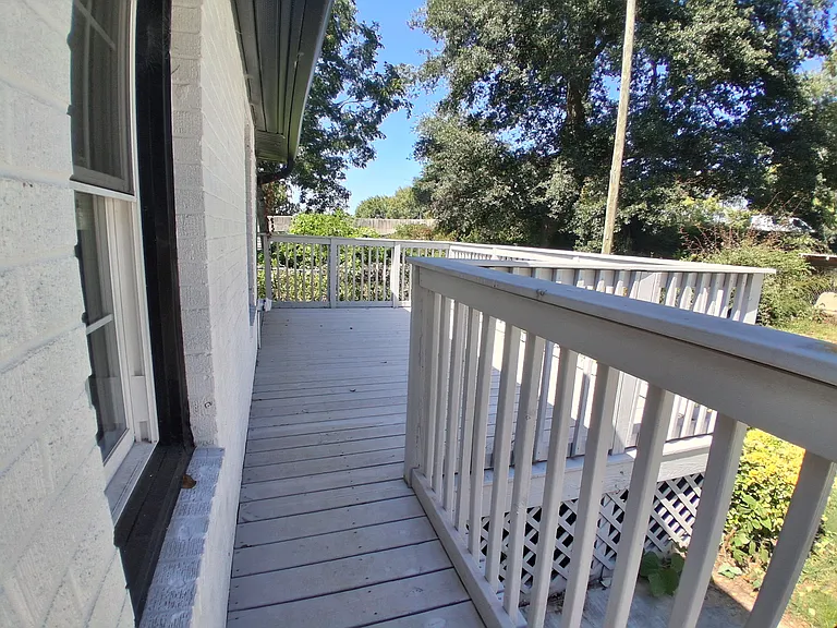 506 Pinckney St — Photo 34