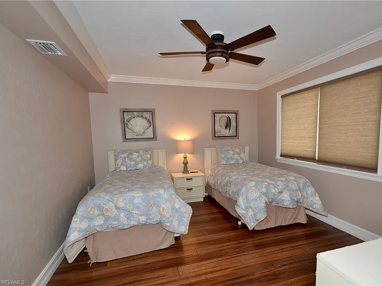 10851 Gulf Shore Dr #1402 — Photo 17