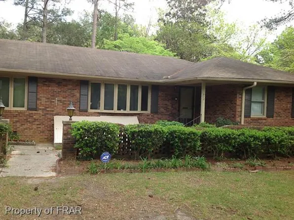 217 Temple Ave, Fayetteville, NC 28301
