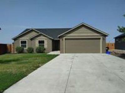 2681 NE 6th Dr, Redmond, OR, 97756