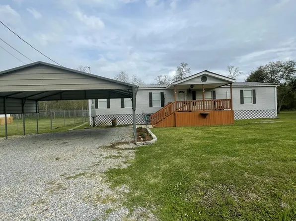 366 Chapman Rd, Bay Saint Louis, MS 39520