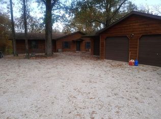 11622 Catatoga Dr, Plainview, IL 62685