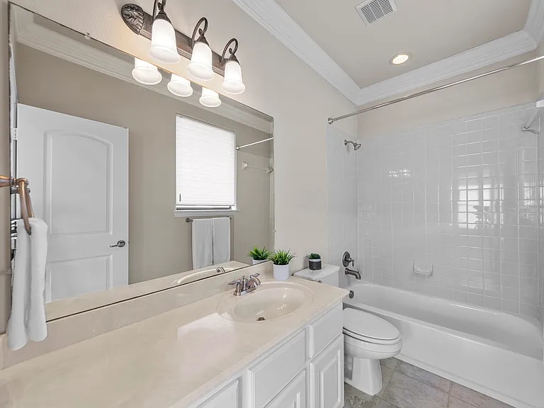 5709 Lois Ln — Photo 28