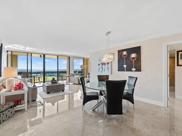 2400 Presidential Way APT 1906, West Palm Beach, FL 33401