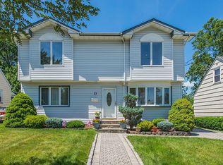 33 Rossen Pl, Bloomfield, NJ 07003