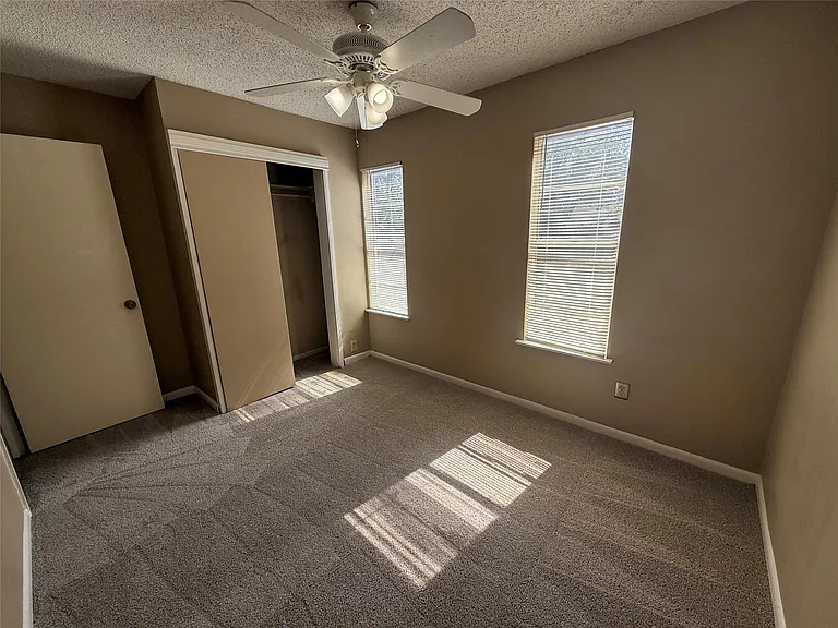 1510 Glen Burnie Dr — Photo 6