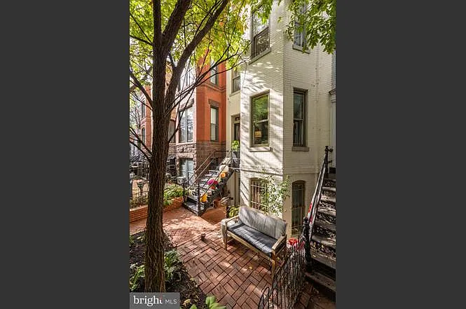 4 bed, 3.5 bath, 2800 sqft, $6,495 — Photo 3