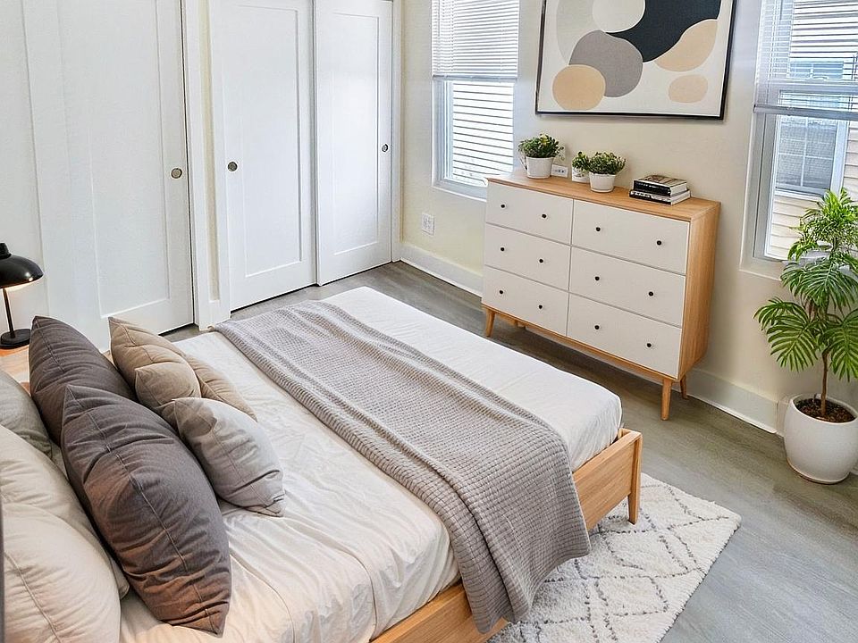 2ND BEDROOM (STAGED)