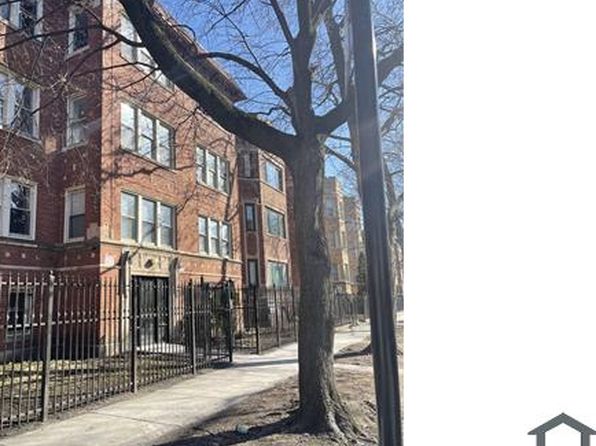 7607 S Essex Ave #3