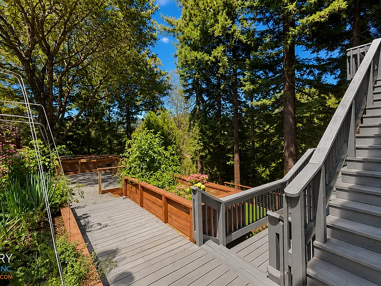 6323 Girvin Dr — Photo 46