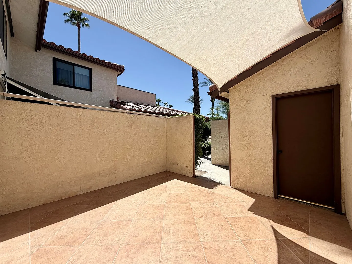 Available Now! Gorgeous Two-Story 2 Bedroom 2 Bathroom Condo In Palm Desert — Photo 3