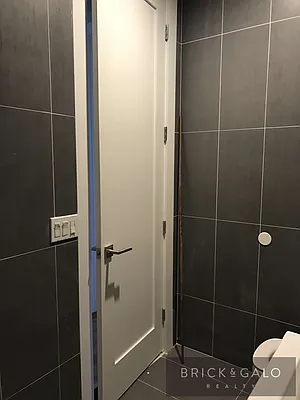 Rented by BRICK & GALO REALTY CORP | media 27