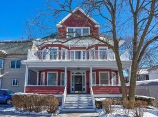 19 Beach Rd #1, Winthrop, MA 02152