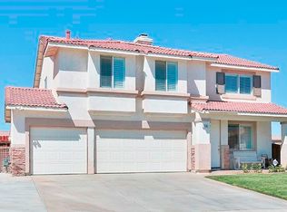 15174 Desert St, Adelanto, CA 92301