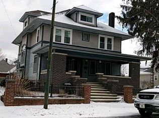 212 S Center St, Flora, IN 46929