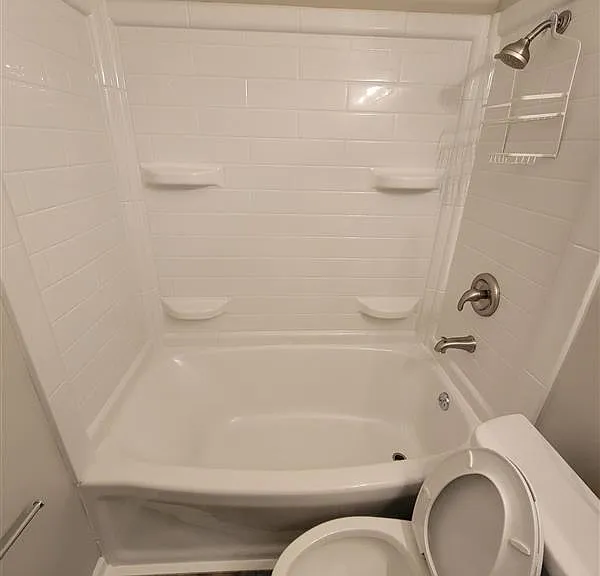 3815 N Grand Ave #3815 — Photo 24