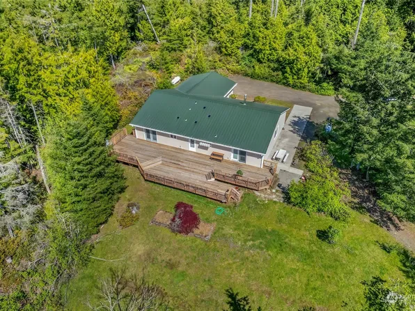 1381 Shearwater Lane NW, Seabeck, WA 98380