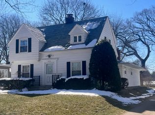 928 Lakeway Ave, Kalamazoo, MI 49001