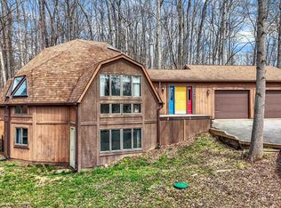 8218 Sweetwater Dr, Nineveh, IN 46164