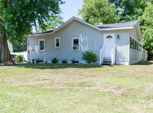 1002 N Center St, Bangor, MI 49013