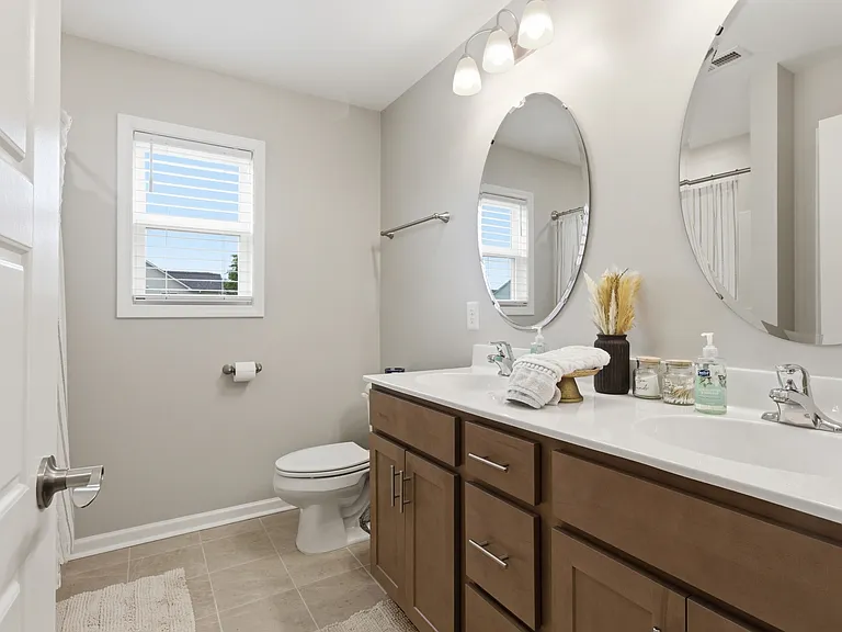 200 Grist Mill Dr — Photo 15