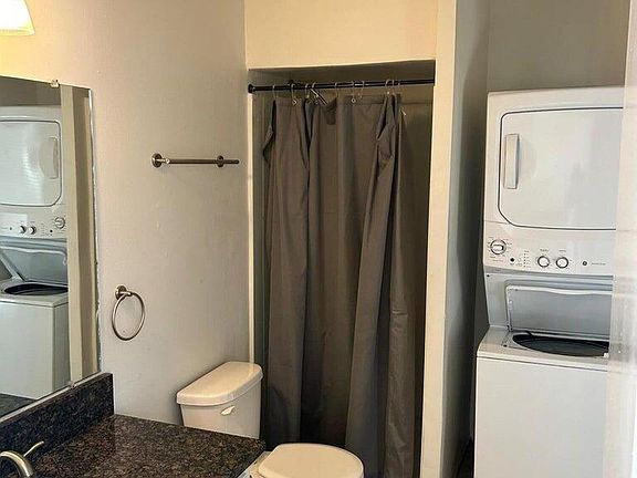 5th image of 205 Castle Row APT A