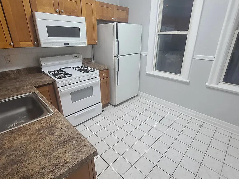 163 Orient Ave #2 — Photo 7