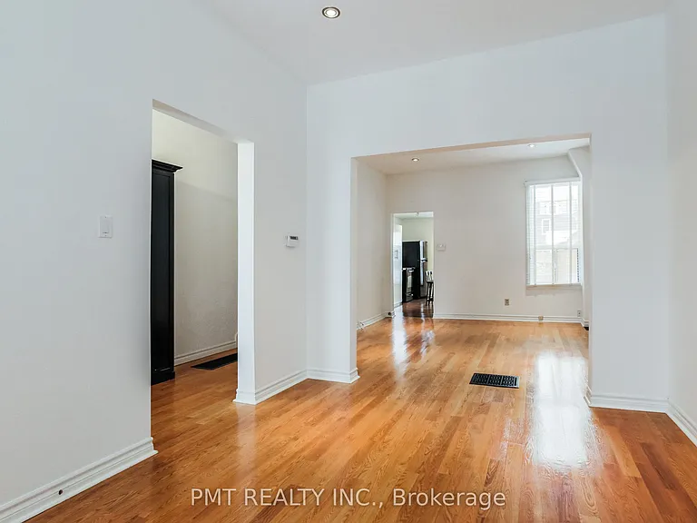 50 Massey St — Photo 5