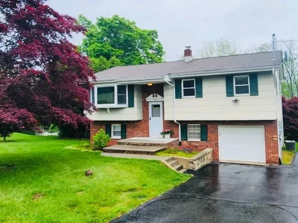 137 Davis Rd, Franklin Boro, NJ 07416