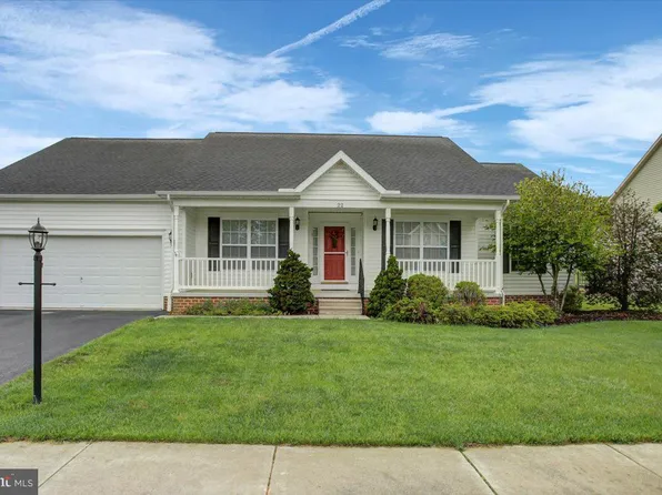22 Laura Ln, Gettysburg, PA 17325