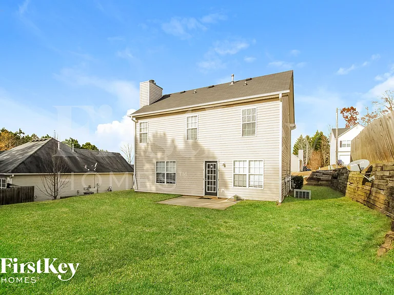 102 Chartres St — Photo 14