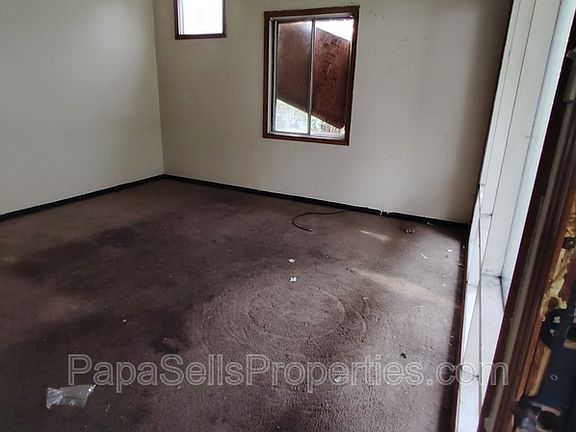 4th image of 1308 Saint Stephens Dr