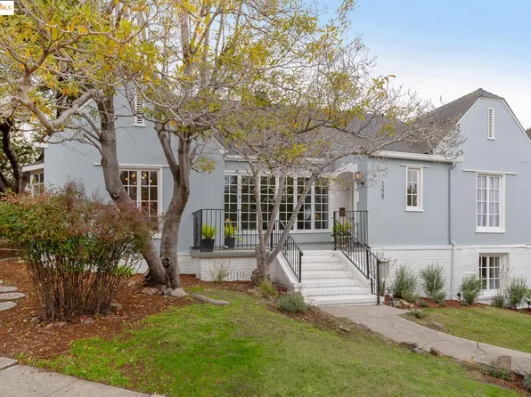 1229 Holman Rd, Oakland, CA 94610
