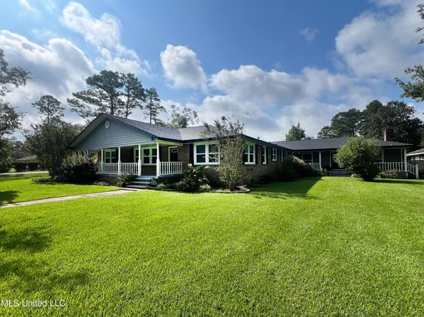 1501 3rd Ave, Picayune, MS 39466