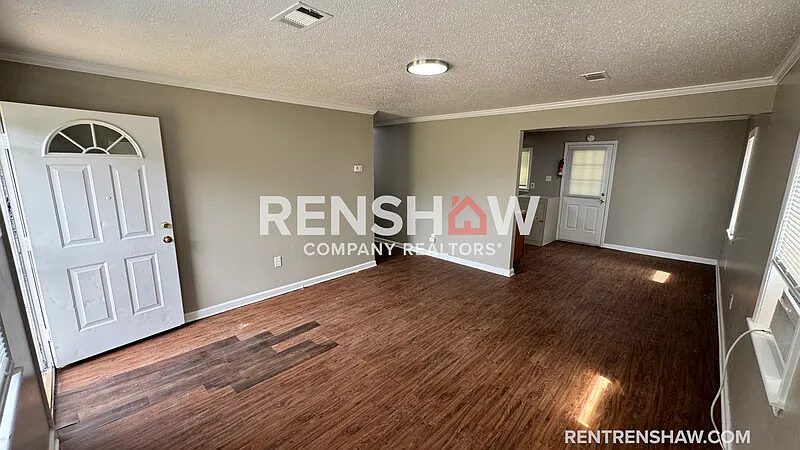 3 bed, 1.0 bath, $1,195 — Photo 3