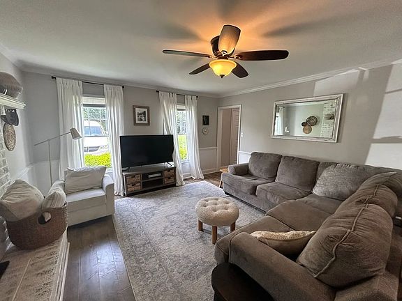 4th image of 10821 Sunset Hills Dr #1